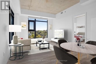 Building Photo - 1360 Carling Ave