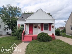 Building Photo - 14625 Lincoln Ave