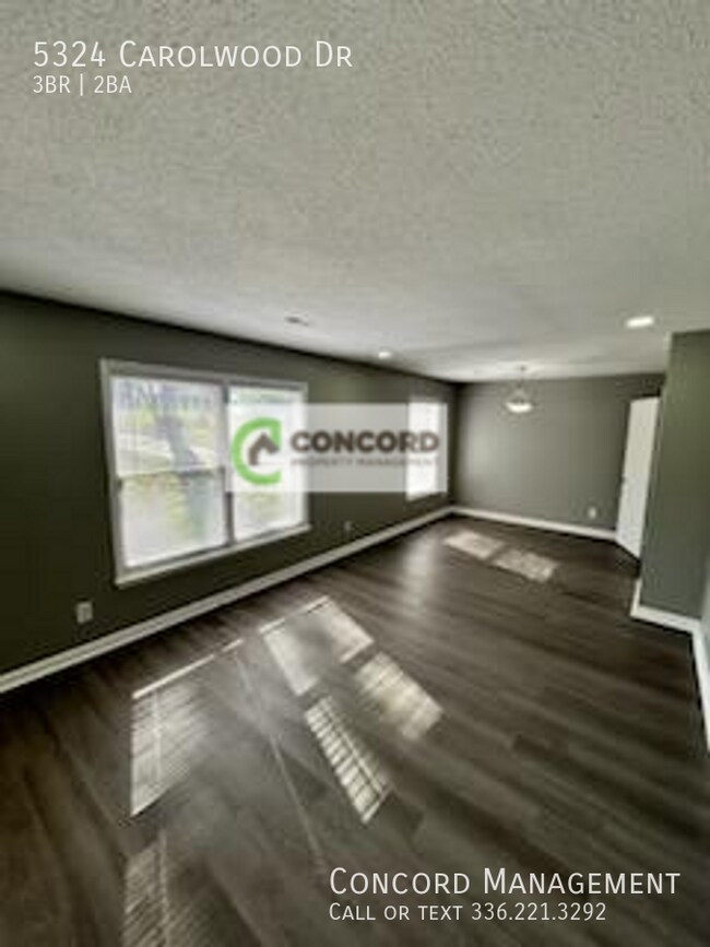 Building Photo - 5324 Carolwood Dr/Concordmgmt.com 336-273-...