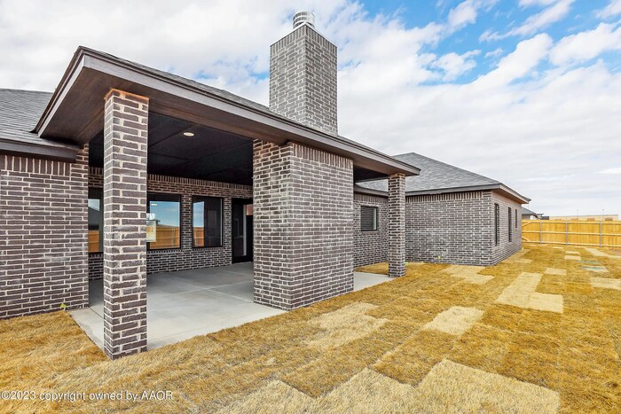 Foto principal - 504 Country Club Dr