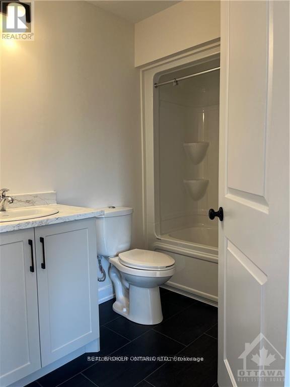 Photo du bâtiment - 87 Staples Blvd