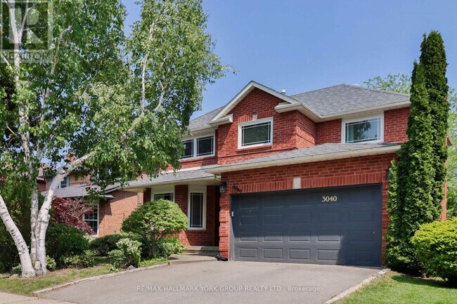Building Photo - 3040 Riverview St