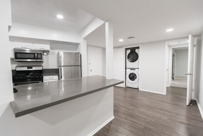 Foto del interior - 816 S. Bundy Dr