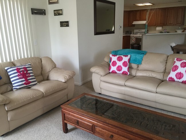 Living Room - 5145 W Wooley Rd
