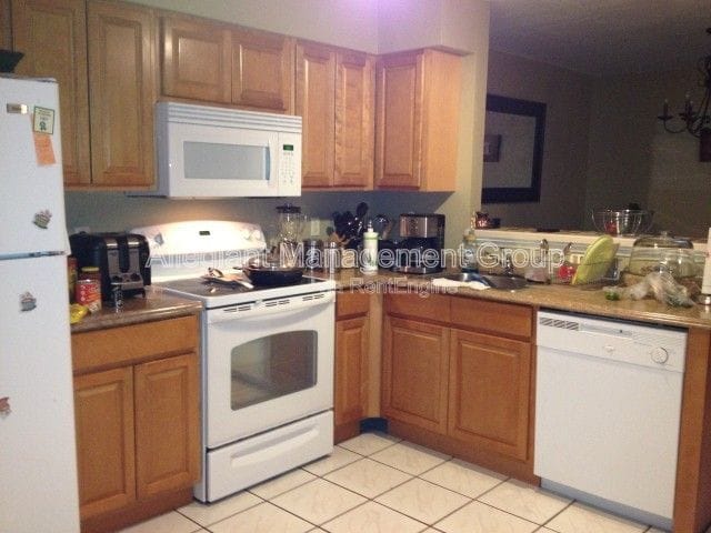 Building Photo - 2396 Turpin Dr