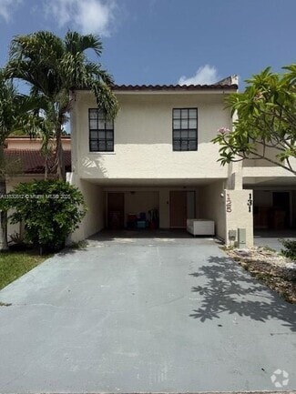 Building Photo - 125 NW 45th Ave