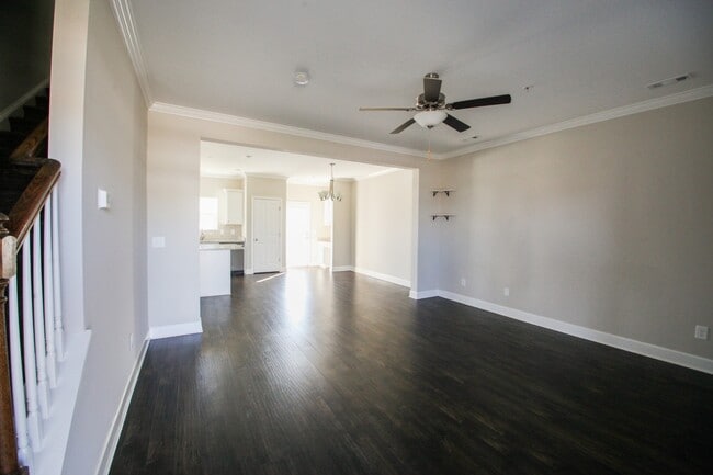 Building Photo - 1018 Carraway Ln