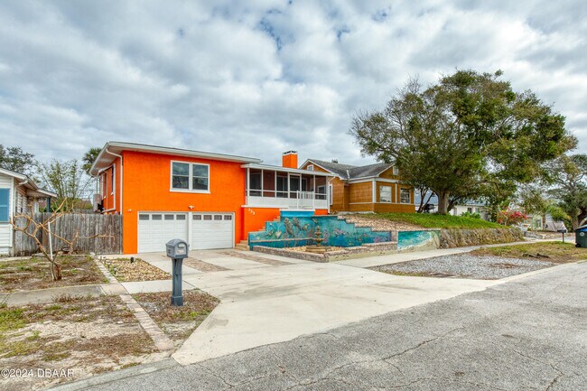 Building Photo - 333 Ribault Ave