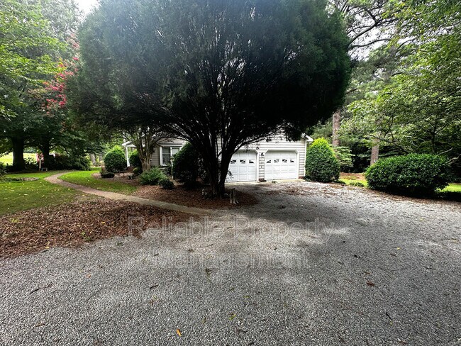 Building Photo - 6580 Cornwallis Rd