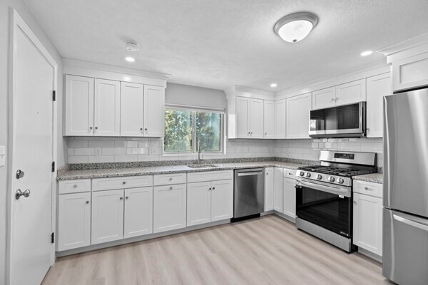 Foto principal - 245 Elm St