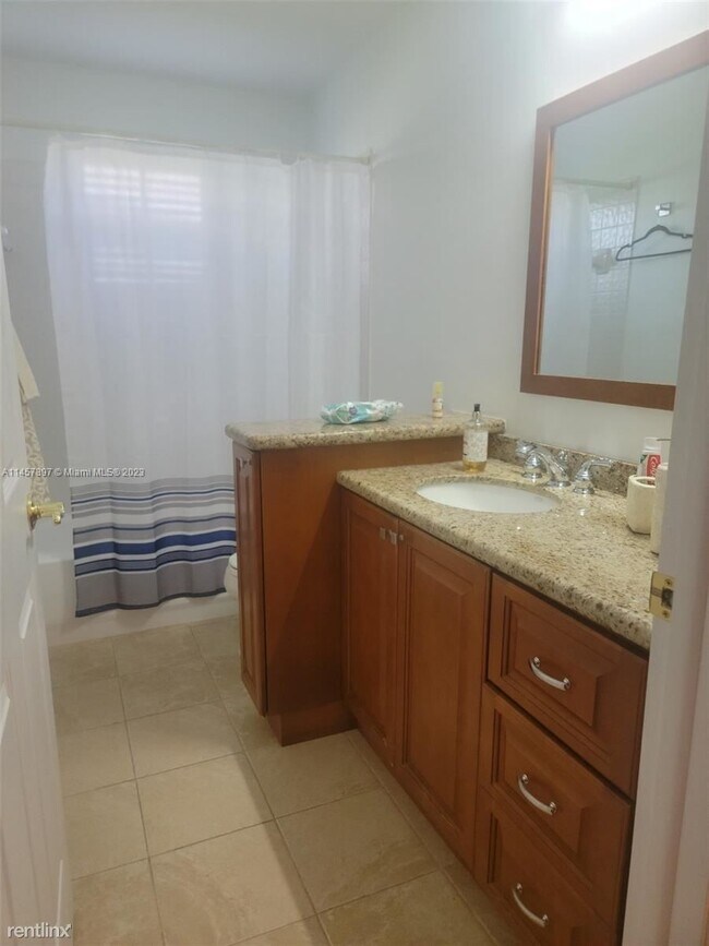 Foto del edificio - 4 br, 2 bath House - 512 Cascade Falls Dr