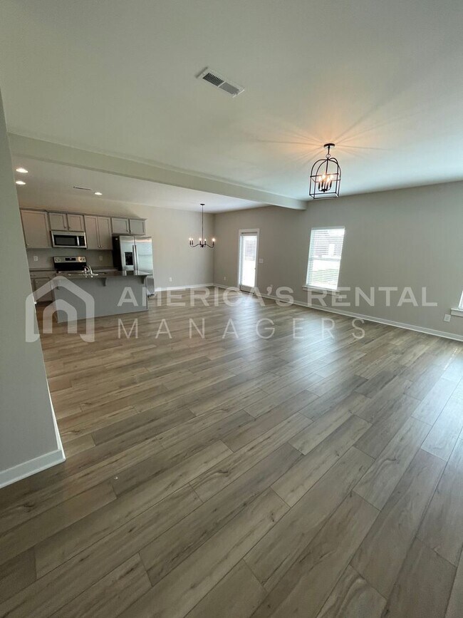 Building Photo - Home for Rent in Cullman, AL!! Available to View with 48 Hours Notice!