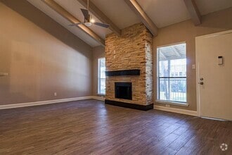 Building Photo - 1100 Augusta Dr