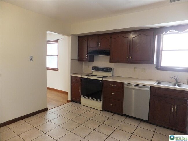 Foto del edificio - 1207 Kressler Rd