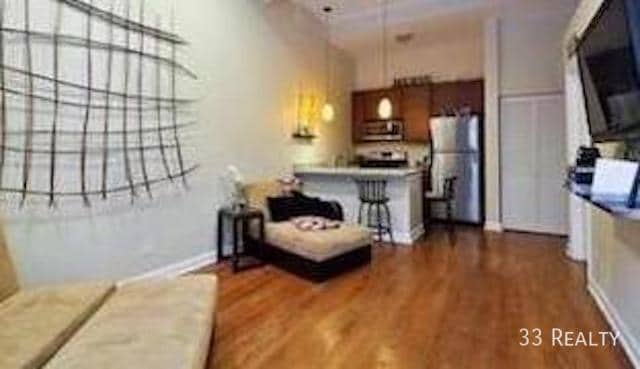 Building Photo - 1058 N Damen-1M