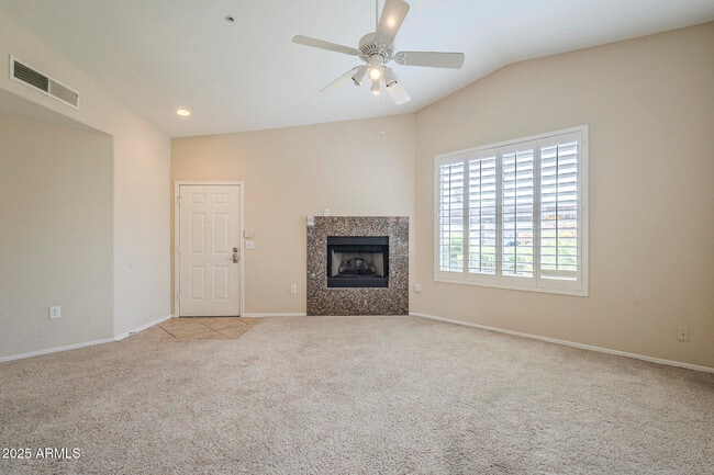 Building Photo - 2929 W Yorkshire Dr