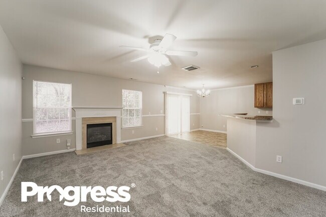 Foto del edificio - 7950 Bristle Ln