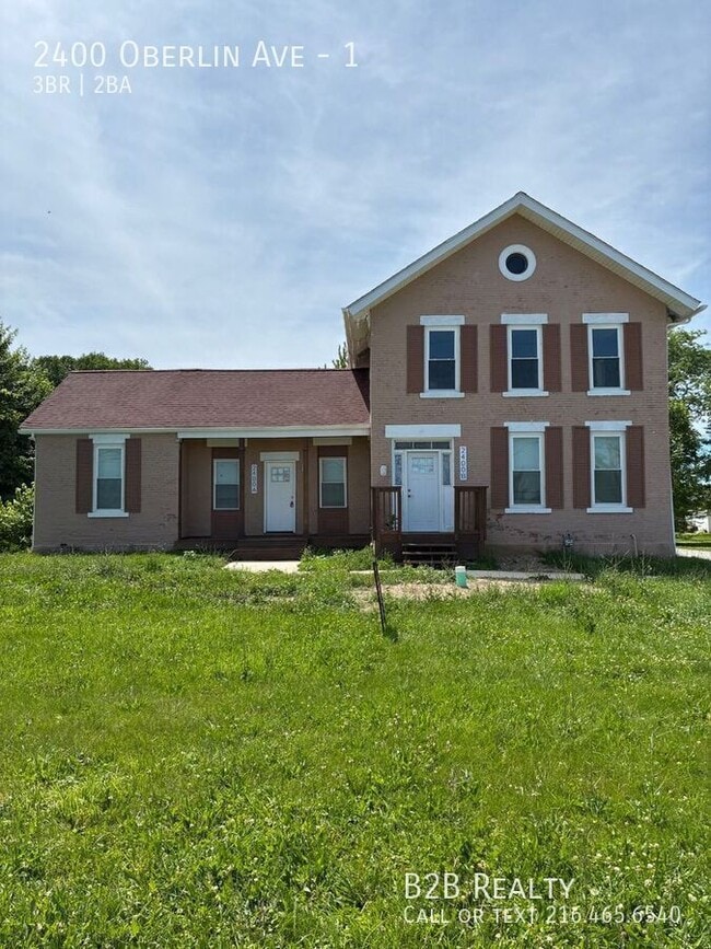 Building Photo - 2400 Oberlin Ave
