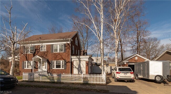Foto del edificio - 601 N Wooster Ave