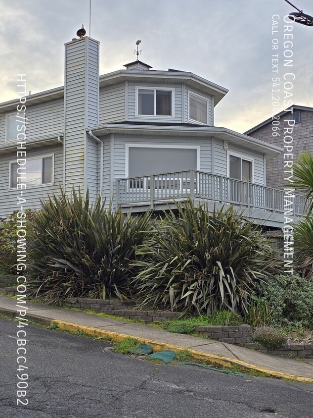 Primary Photo - 2 Bed/1 Bath in SW Newport