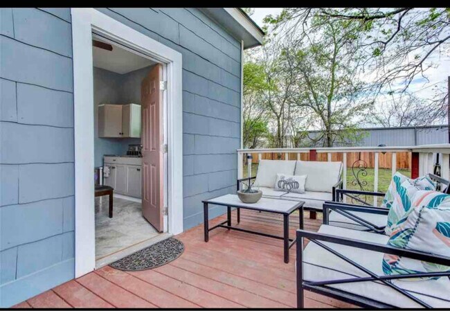 Foto del edificio - 704 Chaffin St