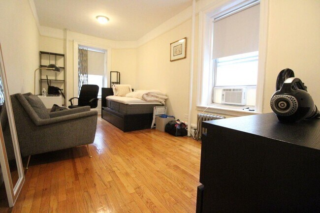 Building Photo - 508 West 112th Street