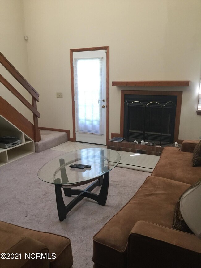 1929 Buxton Rd Unit J, Greenville, NC 27858 Apartment for Rent in