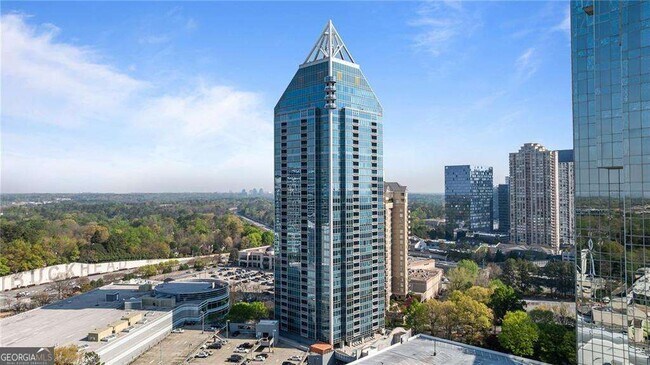 Foto del edificio - 3338 Peachtree Rd