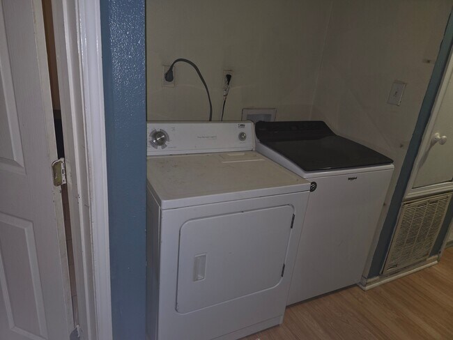 Foto del edificio - 6822 W Coronet Ct