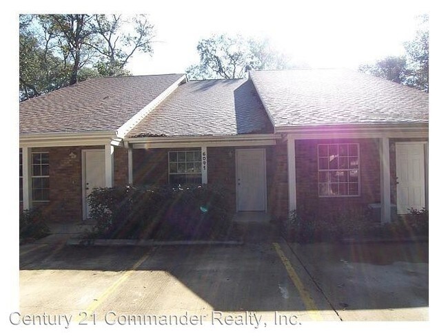 Building Photo - 2 br, 2 bath Apartment - 6043 Hwy 98