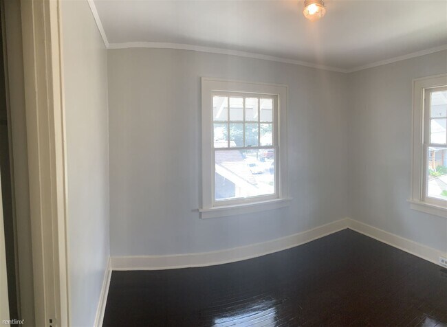 Building Photo - 3 br, 1 bath House - 122 Corinne St SW