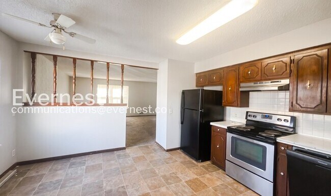 Foto del edificio - 2356 S Crysler Ave