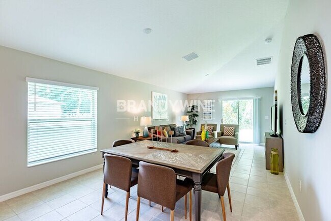 Building Photo - AVAILABLE NOW!! PINE GROVE LUXURY COMMUNIT...