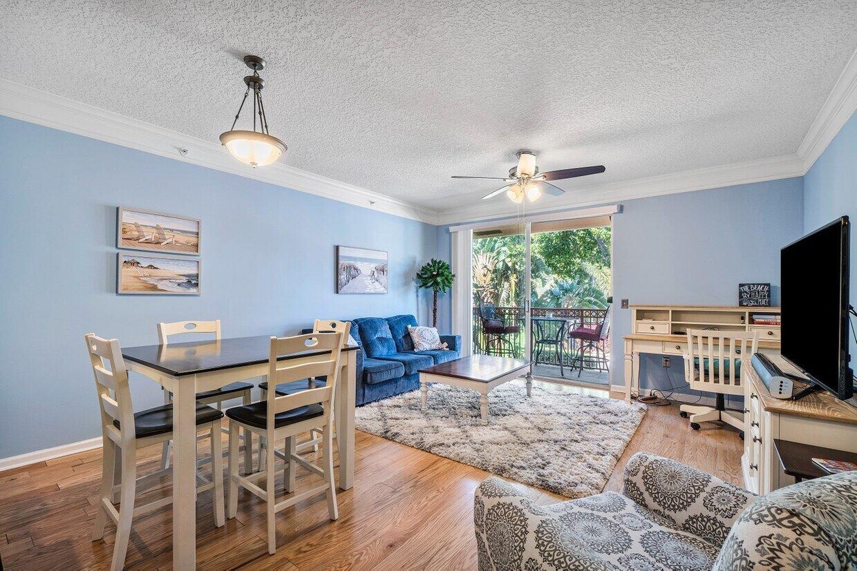 2014 Alta Meadows Ln Unit 306, Delray Beach, FL 33444 Condo for Rent