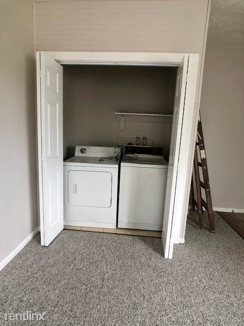 Foto del edificio - 2 br, 1 bath  - 19 W Main St