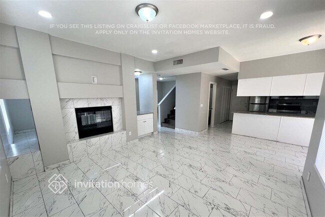 Foto del edificio - 42 W Melody Ave