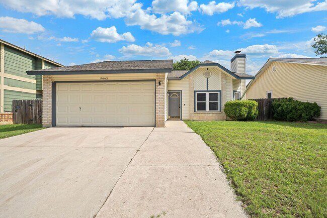 Foto del edificio - 3 Bed 2 Bath home in Emerald Valley subdiv...