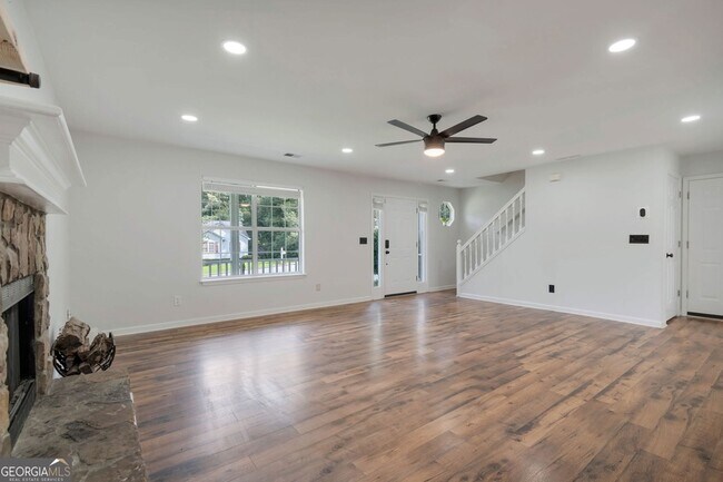 Foto del edificio - 2055 Amberly Glen Way