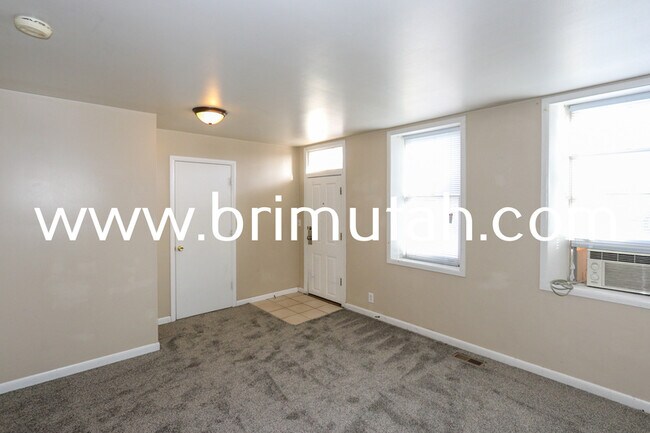 Building Photo - 1261-1267 Alameda Avenue - 1261