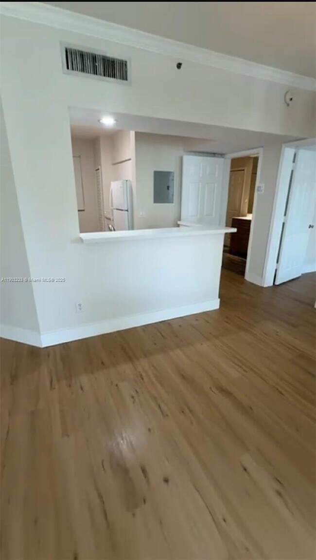 Foto del edificio - 3245 NE 184th St