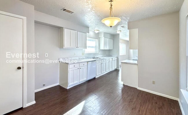 Building Photo - 13507 Tara Oak Dr