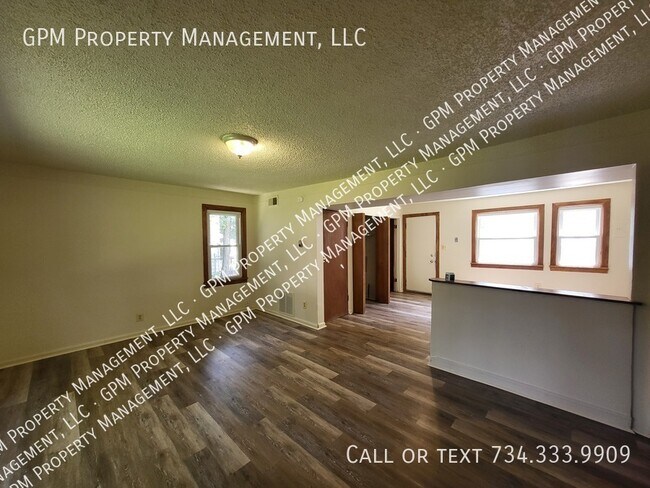 Foto del edificio - 2308 Deerfield Ct