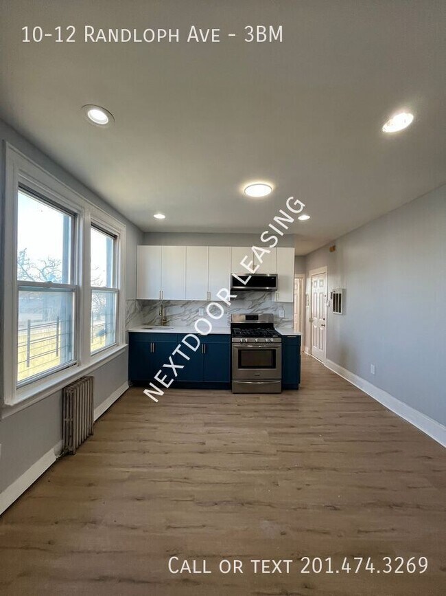 Building Photo - 10-12 Randolph Ave