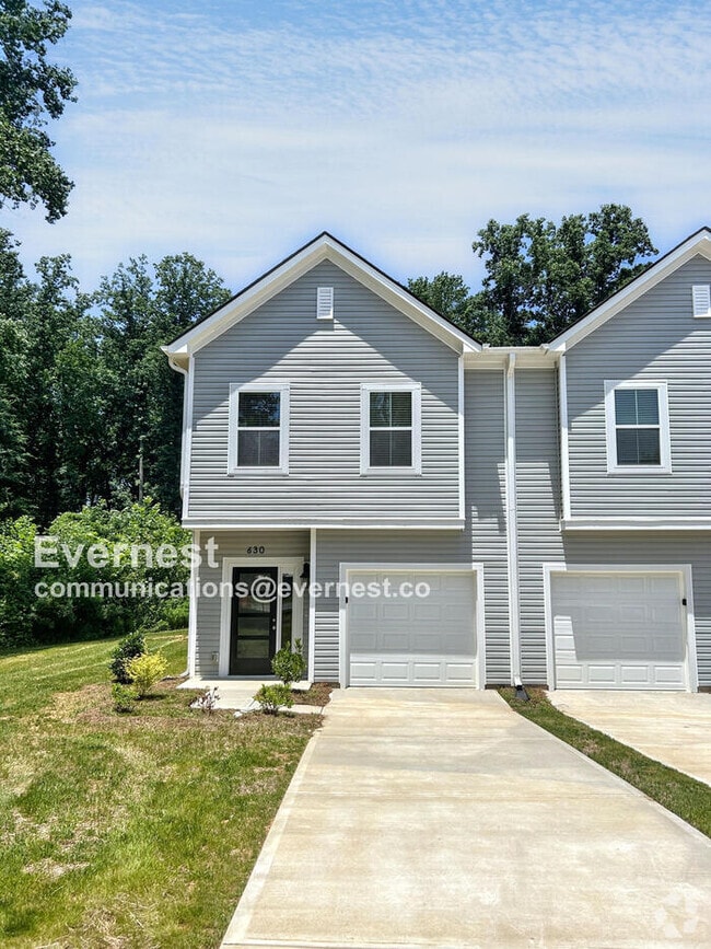 Building Photo - 630 Austin Dr