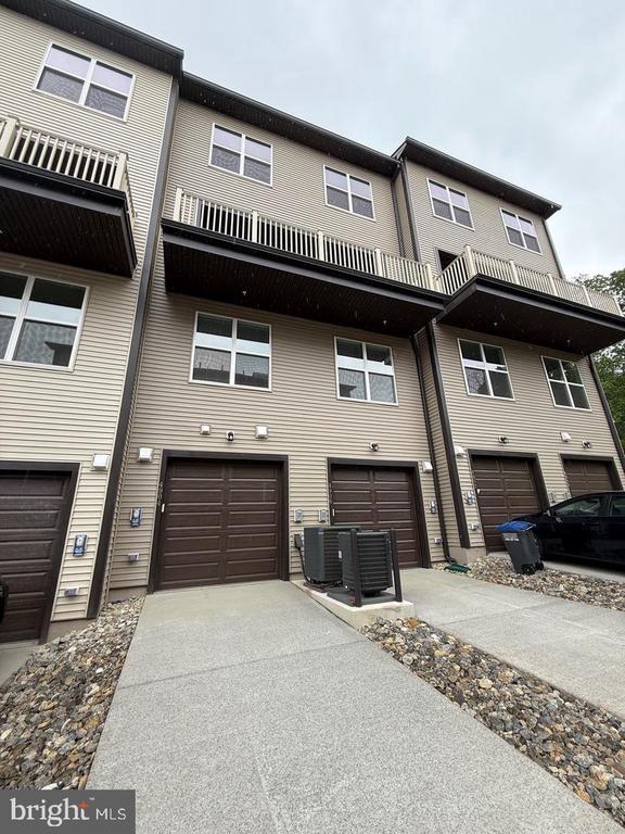 Building Photo - 4904 Chelan Xing
