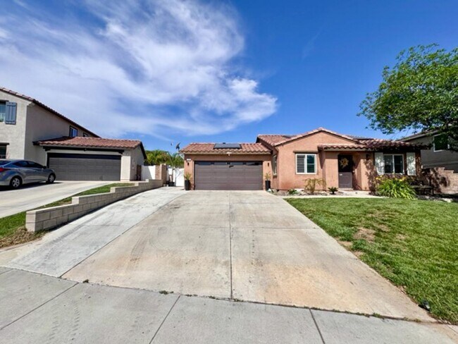 Foto del edificio - Charming 3 Bedroom Single Story Menifee Ho...