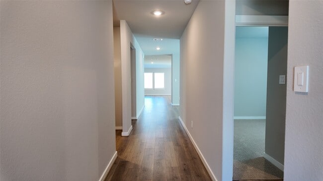 Foto del edificio - 1629 Hopson Rnch Dr