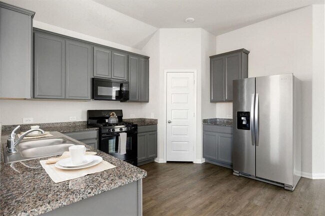 Building Photo - 14716 Pinion Ct