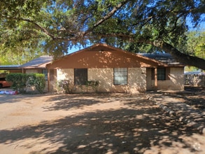 Building Photo - 3019 McFerrin Ave
