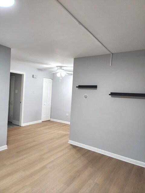 Foto del edificio - 6153 W 64th Pl